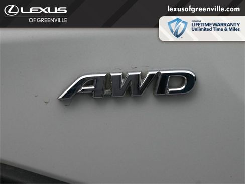 Used 2023 Toyota RAV4 Limited image 10