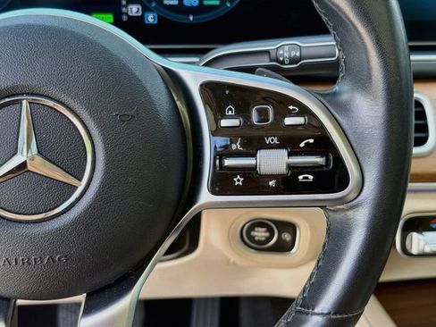 Used 2022 Mercedes-Benz GLS 450 4MATIC image 40