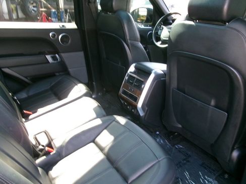 Used 2021 Land Rover Range Rover Sport SE AWD/4WD image 13