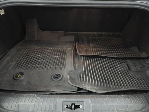 Used 2023 Toyota GR86 RWD image 13