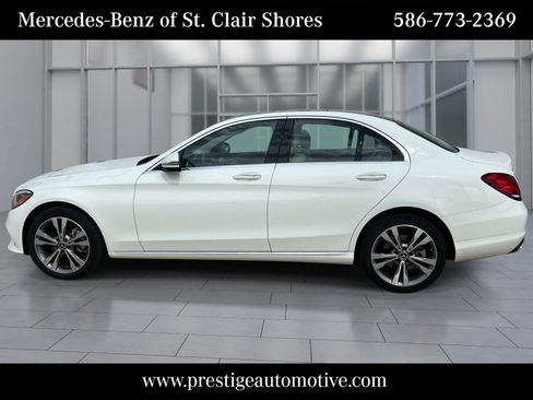Used 2021 Mercedes-Benz C 300 4MATIC Sedan image 2