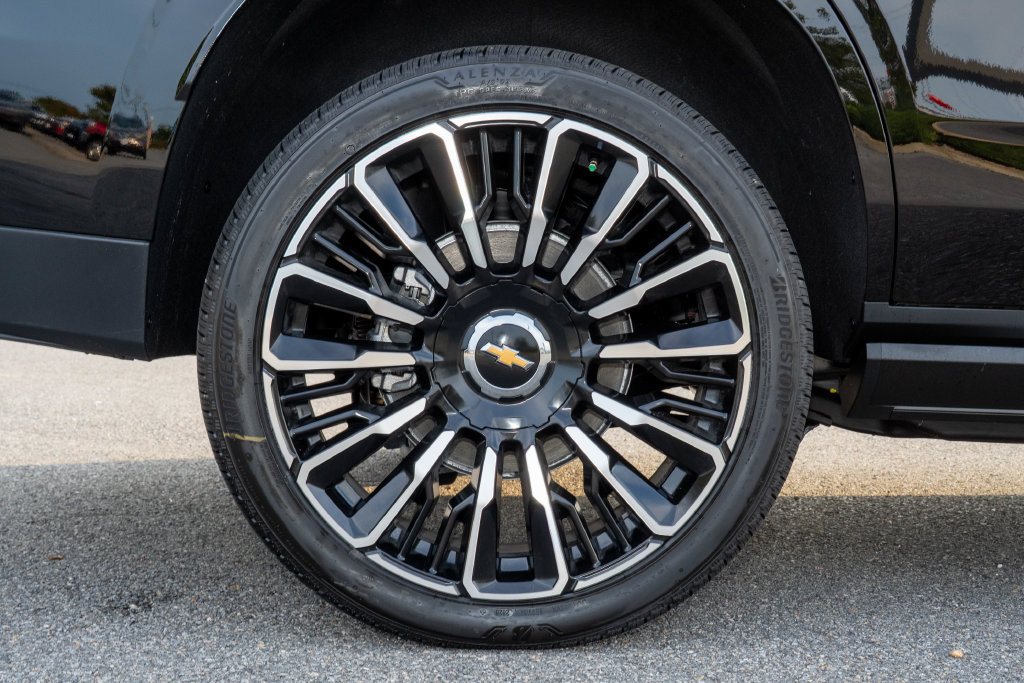 New 2026 Chevrolet Tahoe High Country AWD/4WD image 44