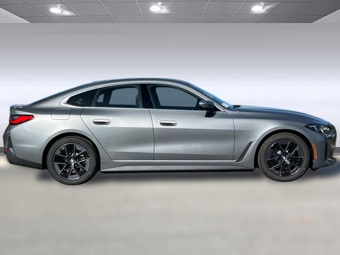 Used 2025 BMW i4 eDrive40 w/ Premium Package RWD image 7