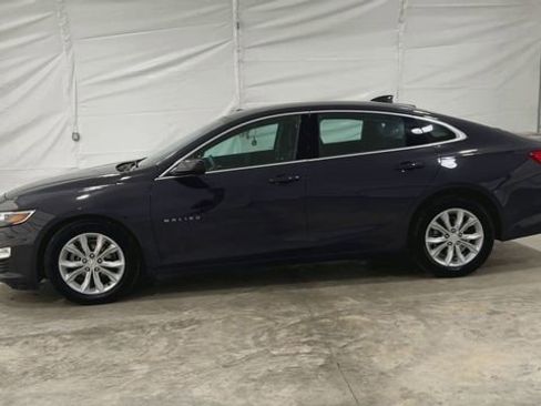 Used 2025 Chevrolet Malibu LT FWD image 9