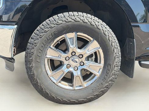 Used 2016 Ford F150 XLT w/ Equipment Group 302A Luxury AWD/4WD image 32