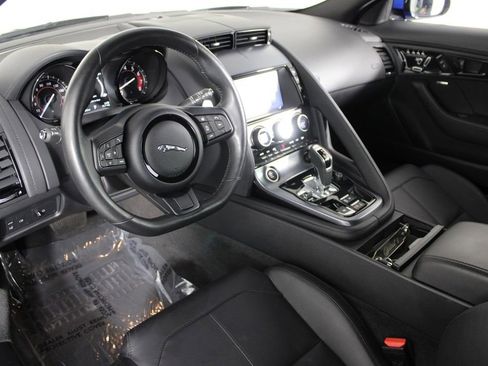 Used 2018 Jaguar F-TYPE Coupe image 17