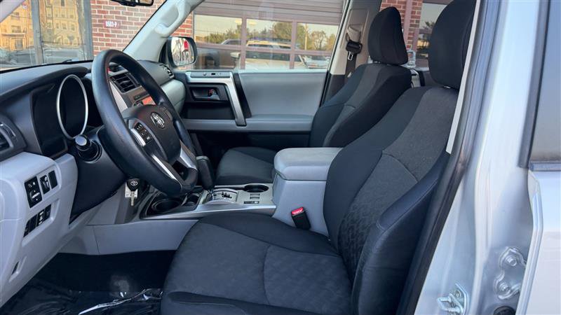 Used 2011 Toyota 4Runner Trail AWD/4WD image 26