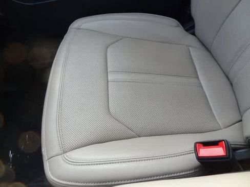 Certified 2024 Ford Expedition Limited image 36