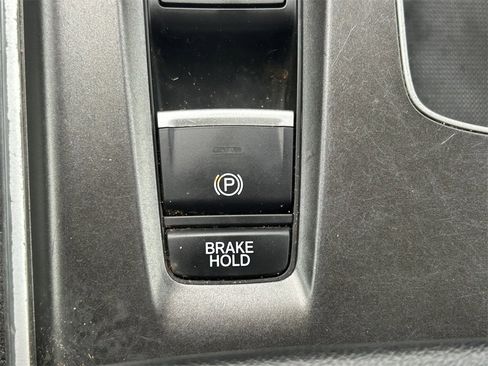 Used 2021 Honda Accord LX image 29