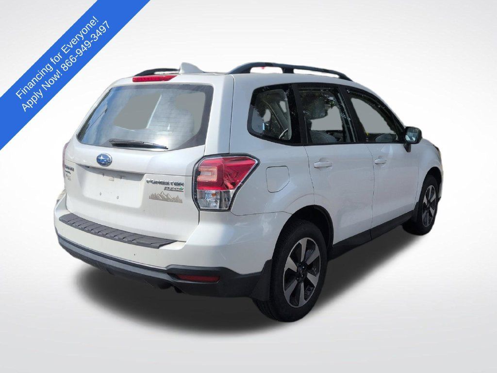 Used 2017 Subaru Forester 2.5i w/ Alloy Wheel Package AWD/4WD image 8