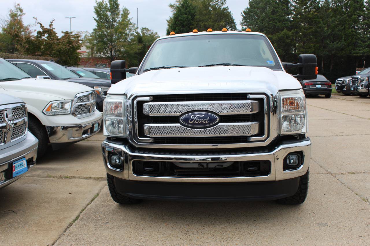 Used 2015 Ford F250 Lariat w/ Lariat Interior Package AWD/4WD image 2