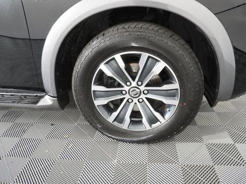 Used 2020 Nissan Armada SL w/ Premium Package image 15