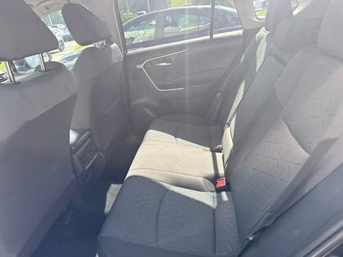 Used 2025 Toyota RAV4 XLE AWD/4WD image 26