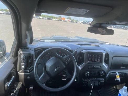 Used 2024 Chevrolet Silverado 1500 Custom Trail Boss AWD/4WD image 6