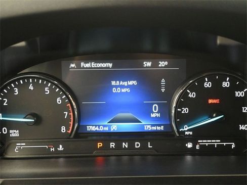 Used 2024 Ford Explorer XLT w/ Equipment Group 202A image 31