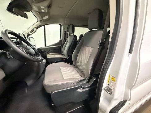Used 2023 Ford Transit 350 XLT image 8