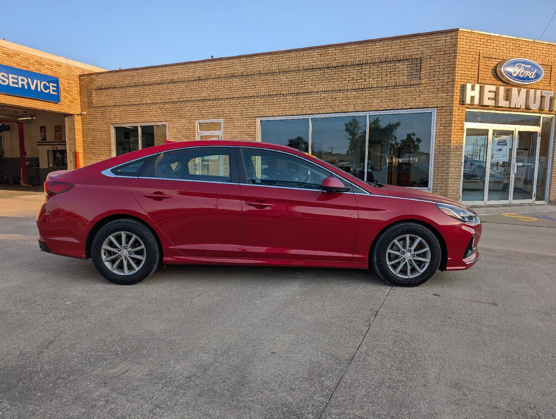 Used 2018 Hyundai Sonata ECO FWD image 5
