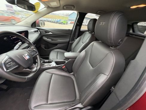 Used 2024 Buick Encore GX Sport Touring image 33