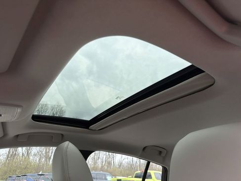 New 2026 Nissan Sentra SL w/ Floor Mat Package FWD image 22