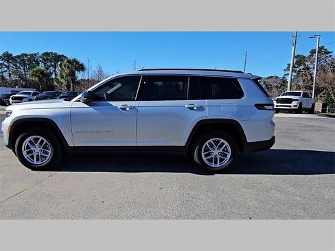 Used 2024 Jeep Grand Cherokee L Laredo w/ Luxury Tech Group I image 29