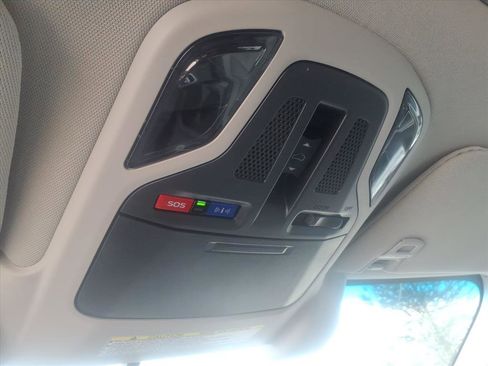 Used 2020 Subaru Outback Premium image 30