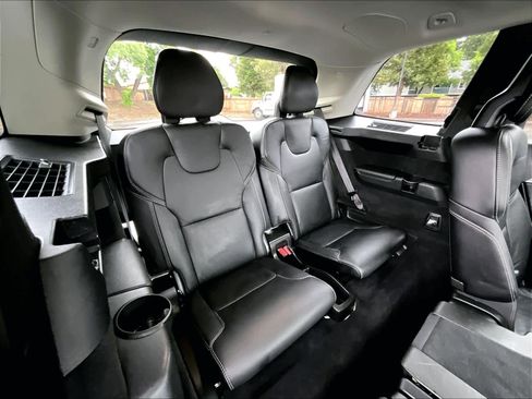 Used 2023 Volvo XC90 B6 Ultimate w/ Protection Package Premier AWD/4WD image 30