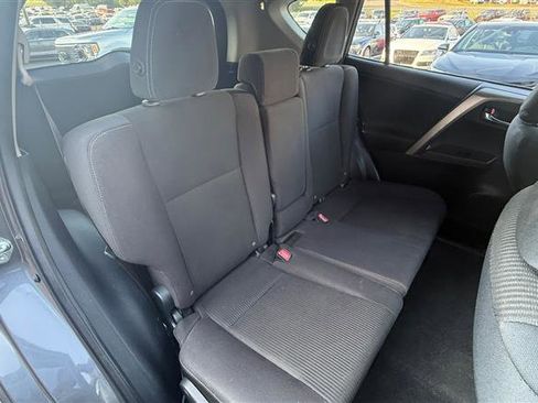 Used 2015 Toyota RAV4 XLE image 14