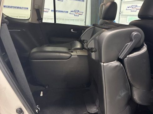 Used 2024 Nissan Armada SL w/ Captain's Chairs Package AWD/4WD image 38