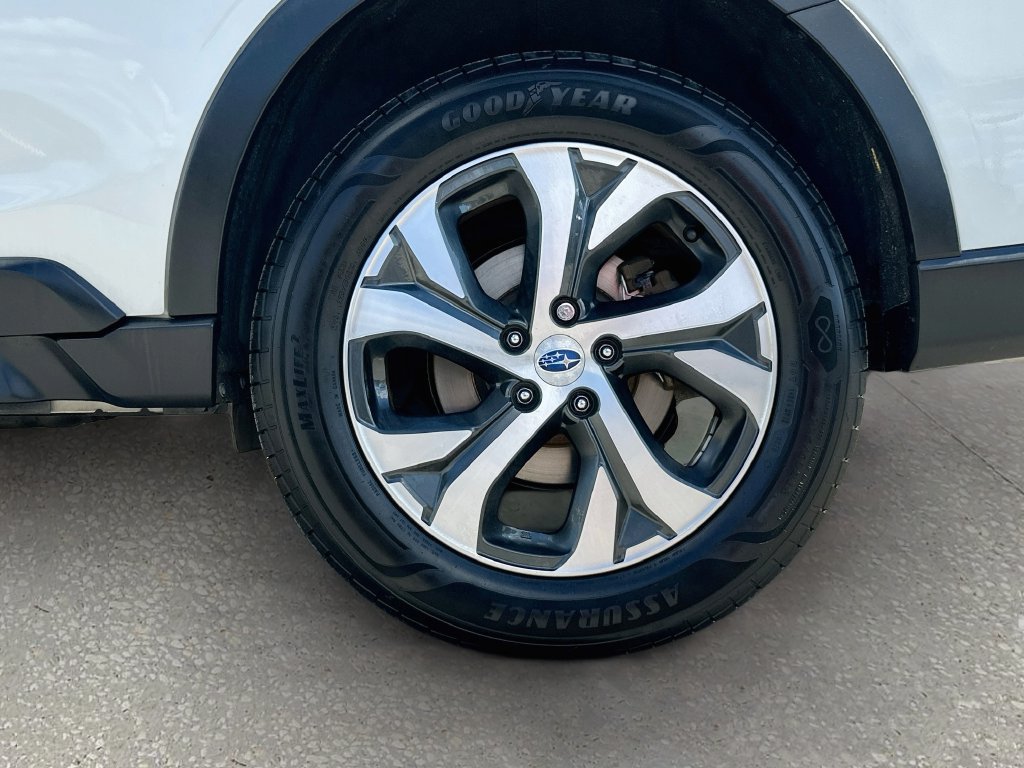 Used 2022 Subaru Outback Limited AWD/4WD image 32