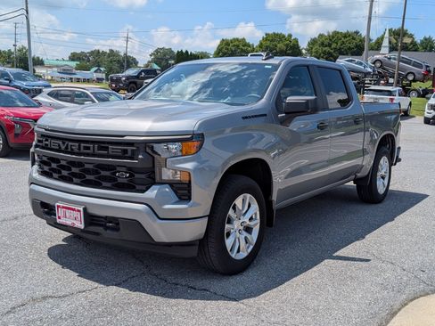 Used 2023 Chevrolet Silverado 1500 Custom w/ LPO, Dark Essentials Package AWD/4WD image 7