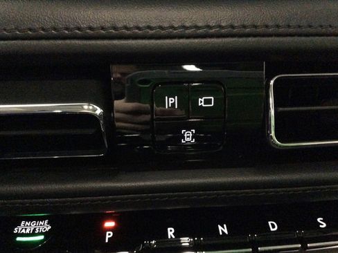 Used 2023 Lincoln Nautilus Reserve image 30