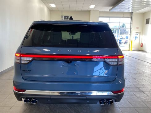 New 2026 Lincoln Aviator Premium AWD image 6