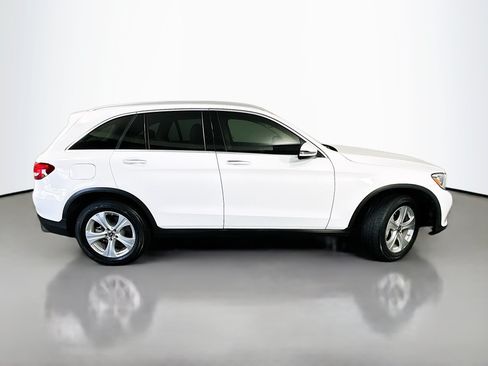 Used 2018 Mercedes-Benz GLC 300 4MATIC image 8