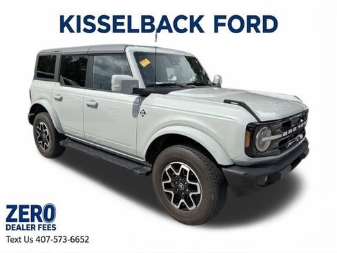 Used 2022 Ford Bronco Outer Banks AWD/4WD image 1