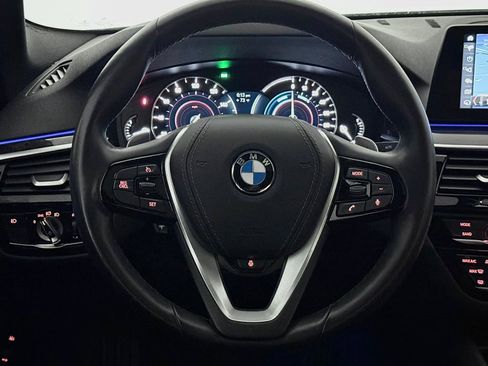 Used 2018 BMW 530e xDrive w/ Premium Package 2 AWD/4WD image 32