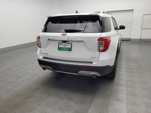 Used 2023 Ford Explorer Limited image 7