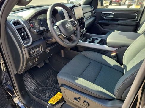 New 2026 RAM 1500 4x4 Crew Cab image 13