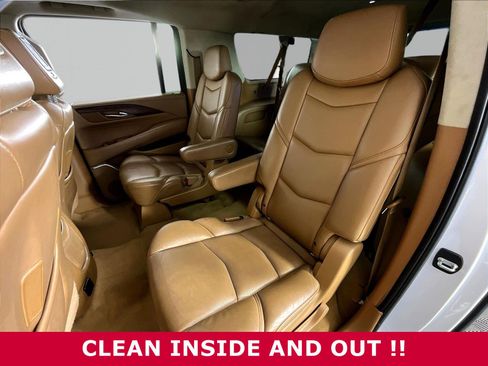Used 2016 Cadillac Escalade ESV Platinum AWD/4WD image 21