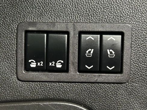 Used 2018 GMC Yukon Denali w/ Open Road Package image 16