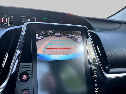Certified 2017 Toyota Prius Prime Advanced FWD image 27