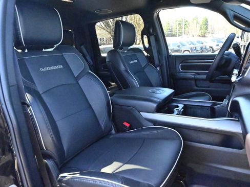 Used 2025 RAM 3500 Laramie w/ Night Edition image 17