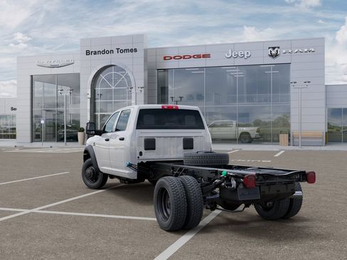 New 2026 RAM 5500 Tradesman AWD/4WD image 3