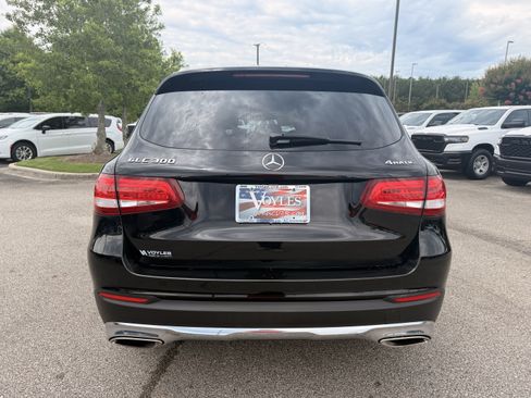 Used 2019 Mercedes-Benz GLC 300 4MATIC image 6