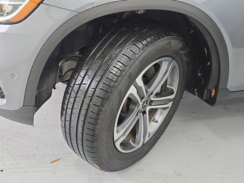 Certified 2021 Mercedes-Benz GLC 300 w/ Premium Package image 33