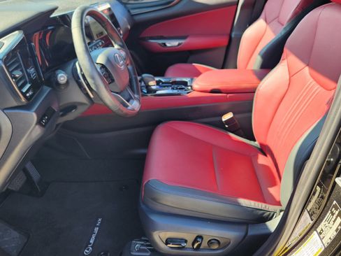 Used 2025 Lexus NX 350 NX 350 image 4