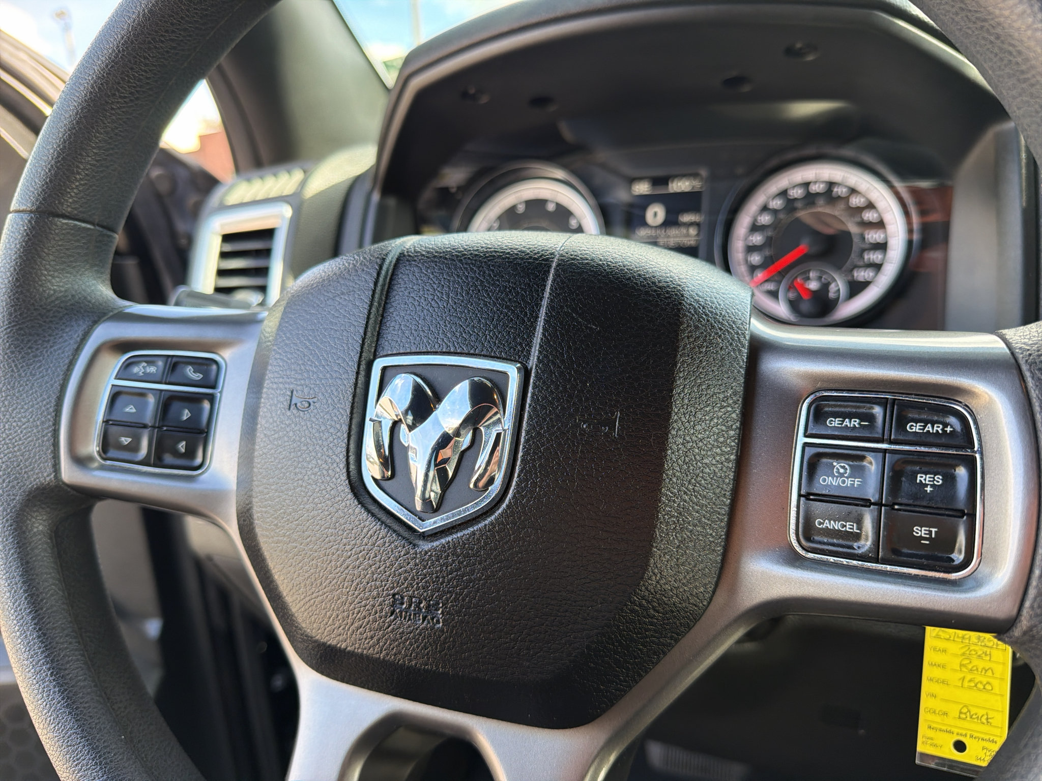 Used 2024 RAM 1500 Warlock AWD/4WD image 19