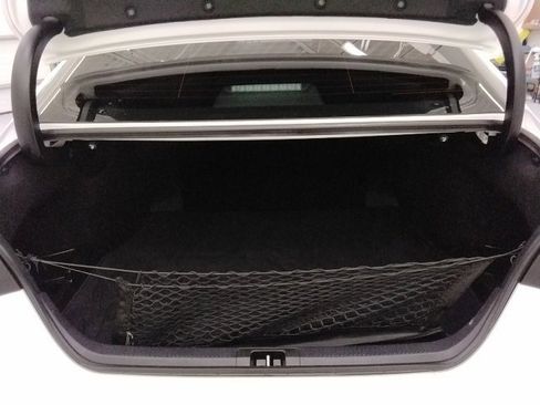 Used 2024 Toyota Camry SE image 30