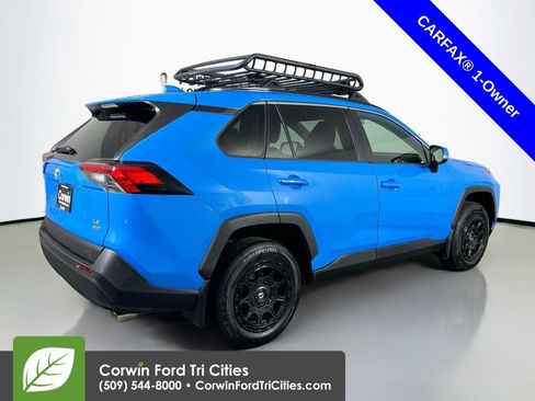 Used 2019 Toyota RAV4 LE w/ All Weather Liner Package AWD/4WD image 15