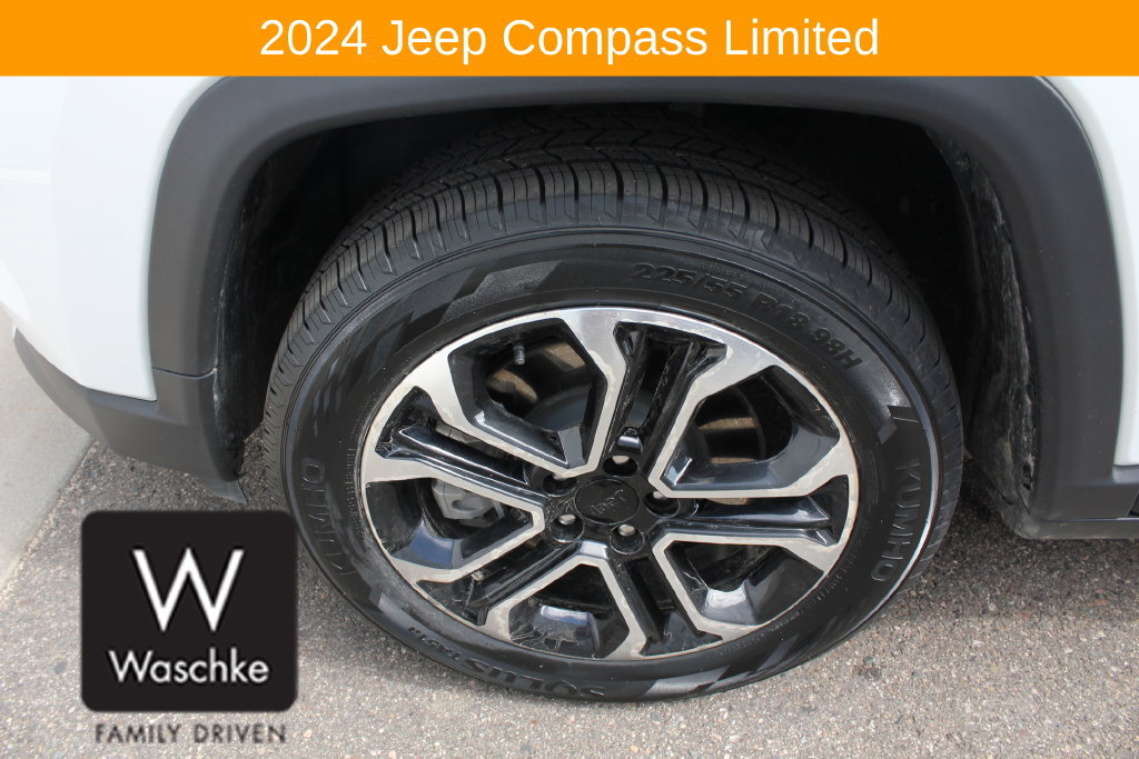 Used 2024 Jeep Compass Limited AWD/4WD image 11