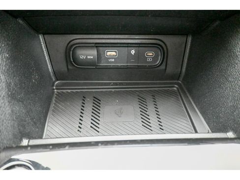 Used 2023 Kia Sportage EX image 17